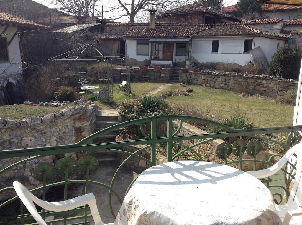 Vanda Guest House Arbanassi Exterior foto